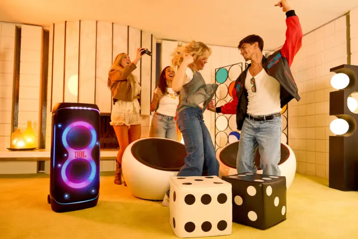 JBL PartyBox 720 – petrecerea care nu se oprește niciodată